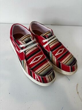 Kids/Womens Casual Slip-On Sneakers in Red Multistripe